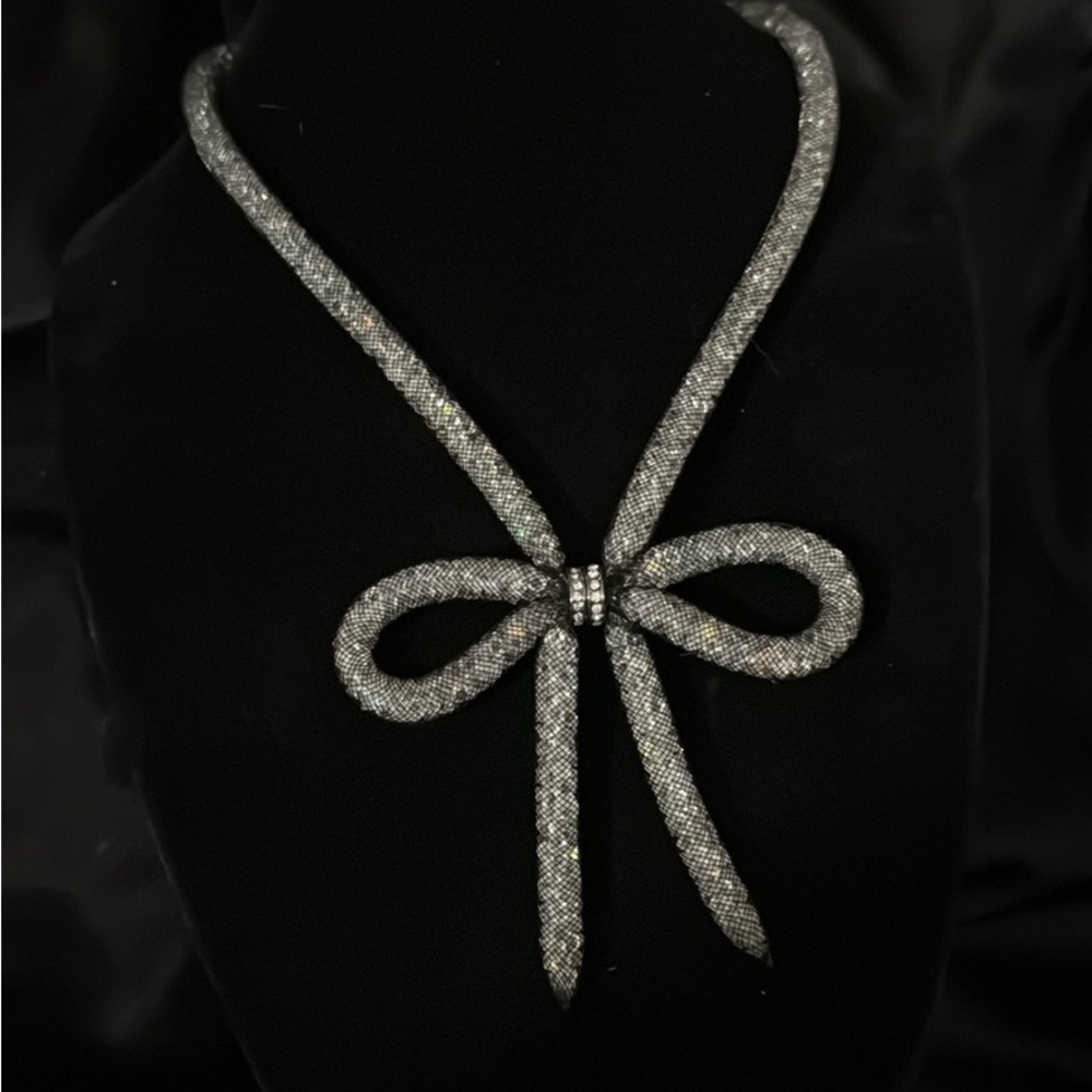 Betsey Johnson Mesh Bow Aurora Borealis Crystals Necklace
